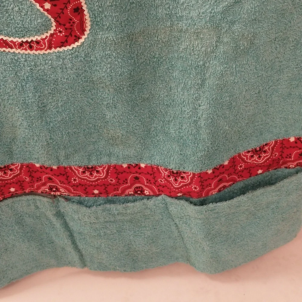 Wild 50s Beach Towel Calico Nymph On Aqua Terry Pockets 1 Zip w Tag Unused 66x36